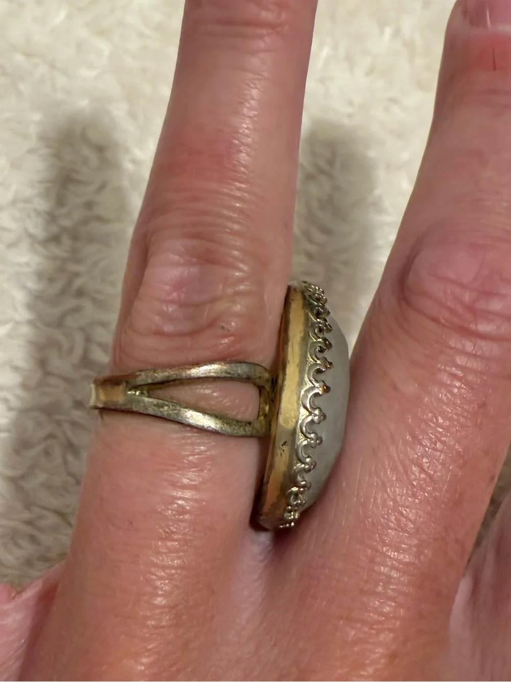 Elegant Gold-Trim Oval Cocktail Ring - Women's Jewelry